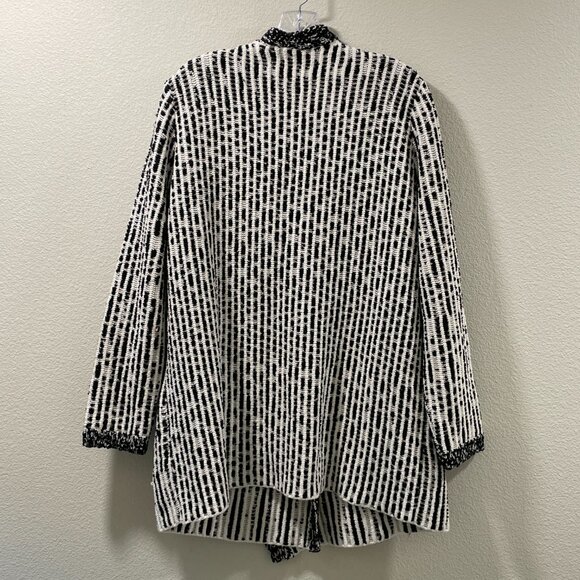 ZARA (NWT) Oversize Double Breast Long Sleeve Cardigan Sweater Jacket, BLK/WHT-M - Picture 3 of 13